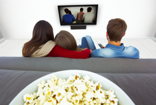 películas y programas de tv de nina dobrev